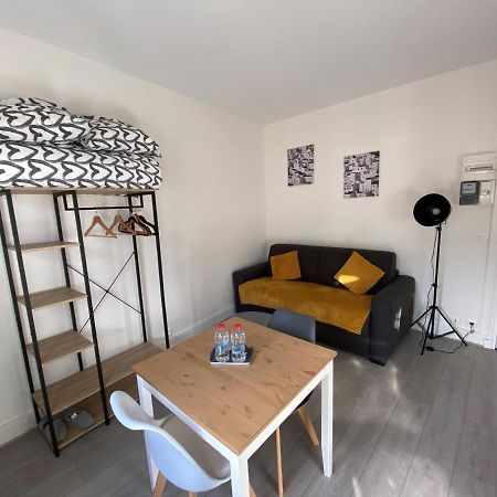 Enghien-Les-Bains : Studio Au Coeur Du Centre Ville エクステリア 写真