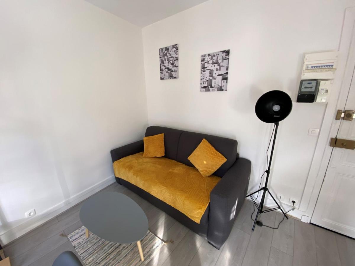 Enghien-Les-Bains : Studio Au Coeur Du Centre Ville エクステリア 写真