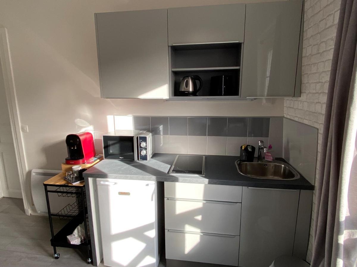 Enghien-Les-Bains : Studio Au Coeur Du Centre Ville エクステリア 写真